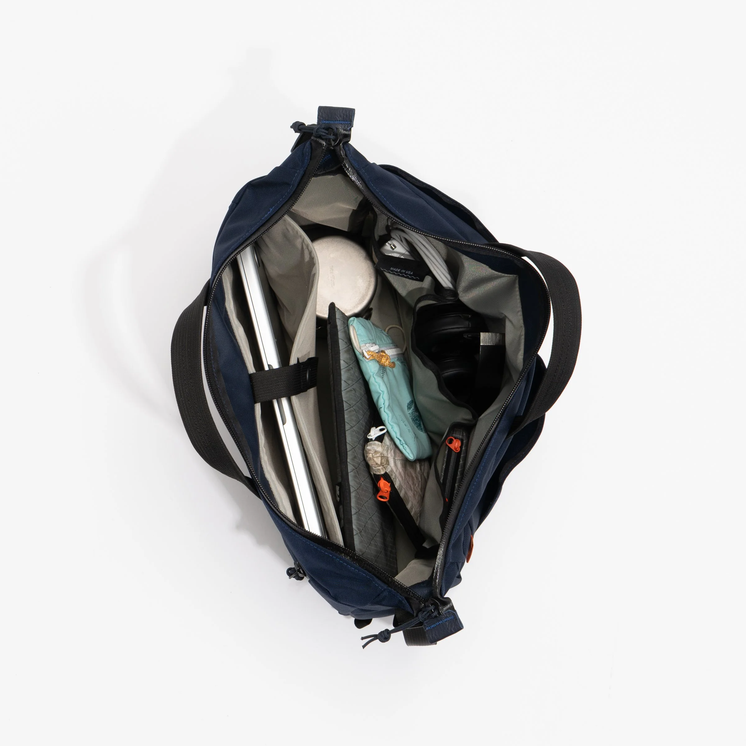 紺 USA製 BRIEFING Ballistic Nylon tote bag 紺 USA製 BRIEFING Ballistic Nylon tote bag